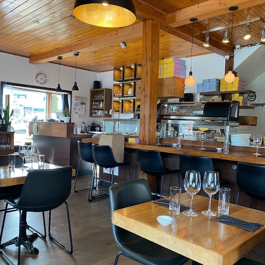 Sushi Taxi - Restaurants Entrée accessible aux fauteuils roulants de Saint-Sauveur