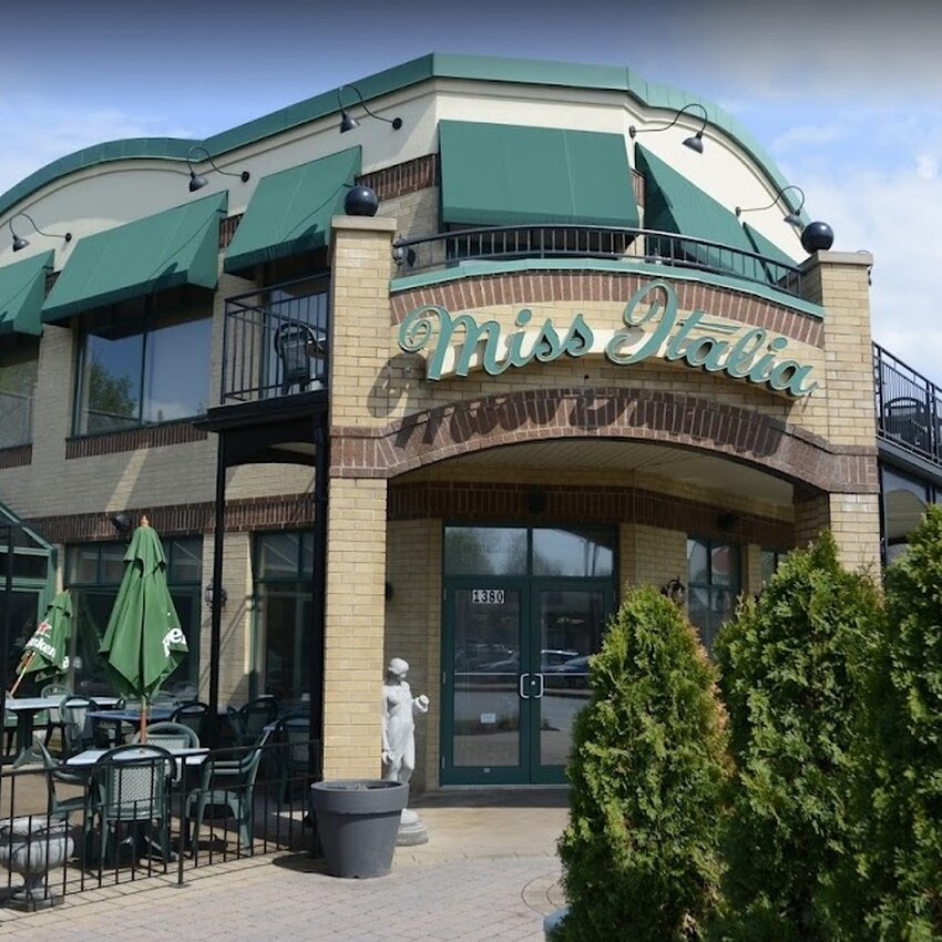Miss Italia - Restaurants Near: J4V1M1