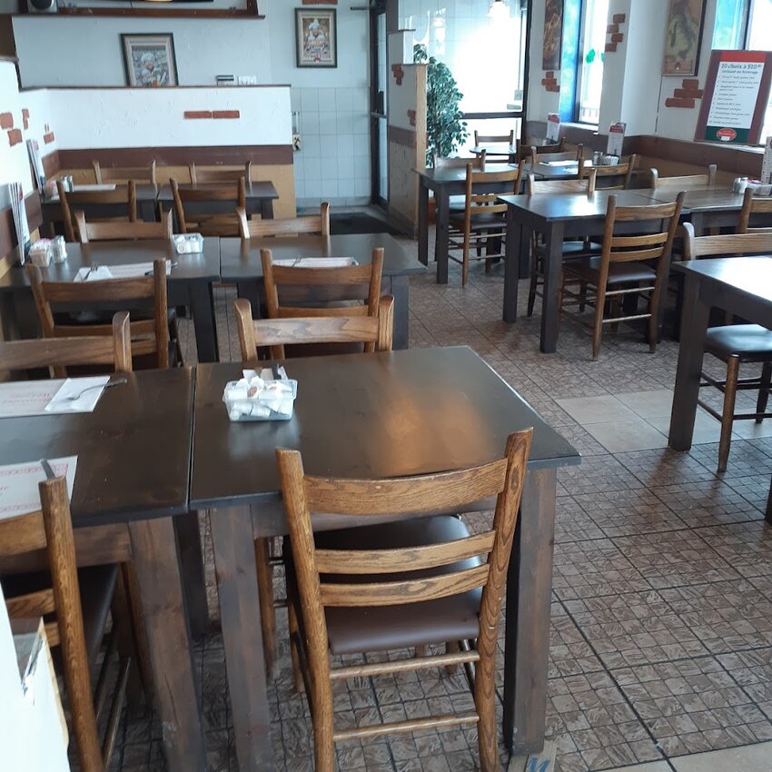 Pizzarella - Restaurants pr&egrave;s de: H1E1P3