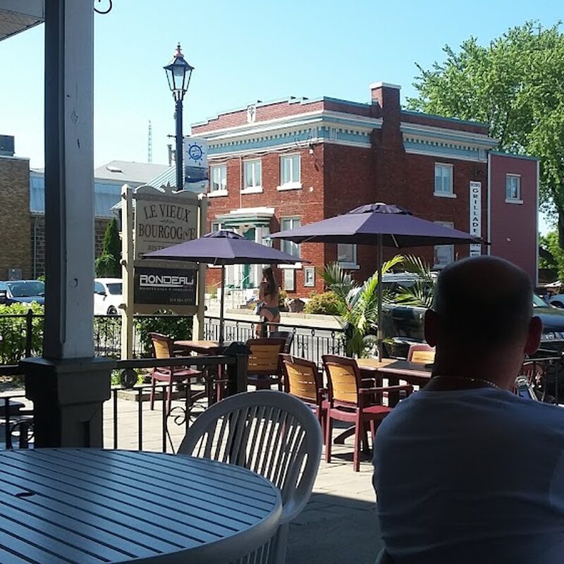 Le Vieux Bourgogne Bistro - Restaurants in Montreal