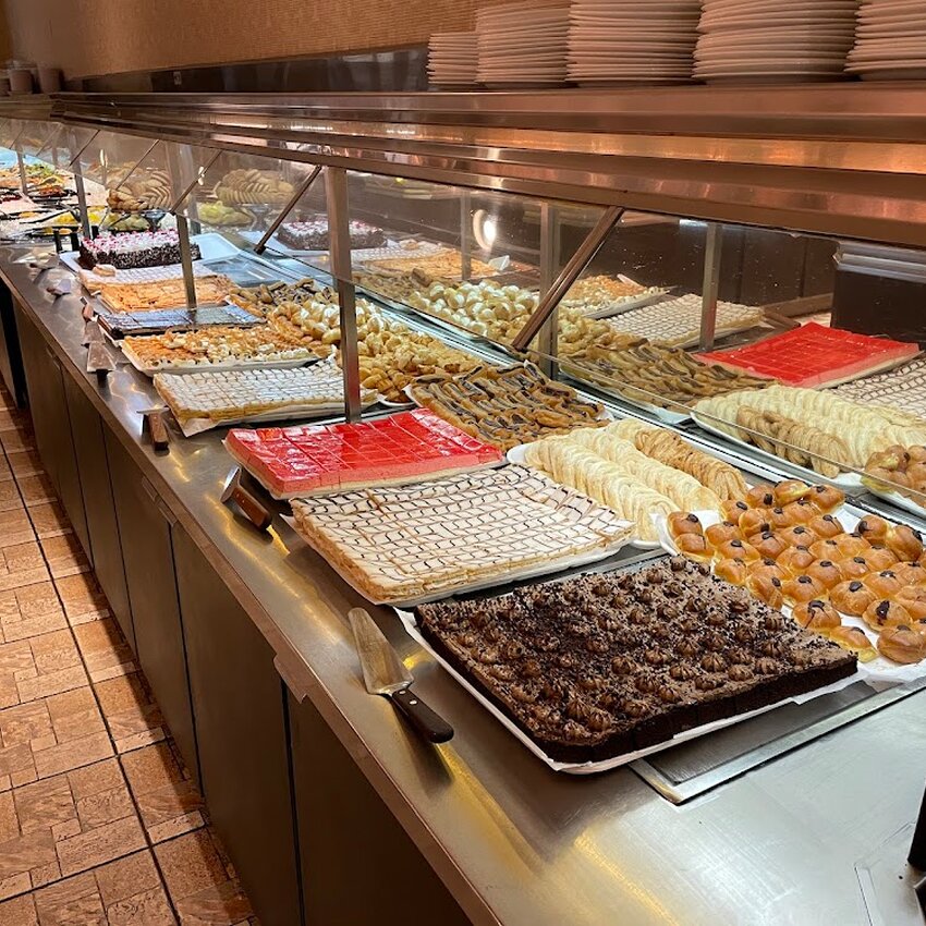 Buffet Chinois Ming Wah - Saint-J&eacute;r&ocirc;me Good For Groups Restaurants