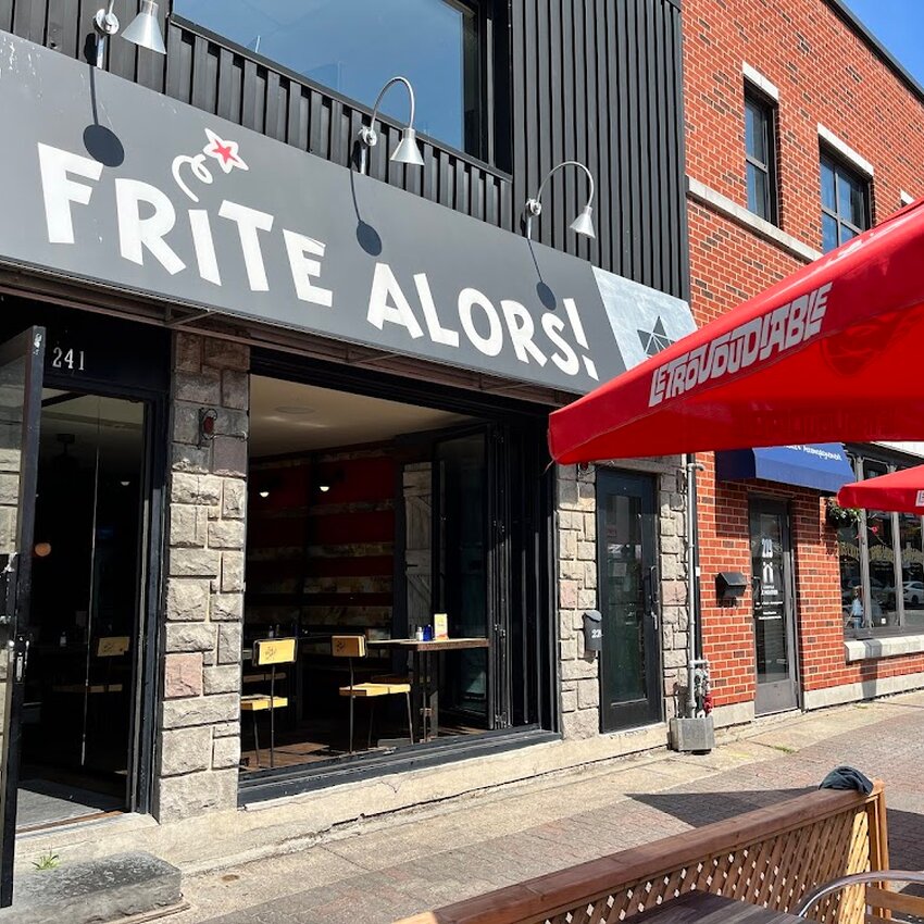 Frite Alors! - Restaurants pr&egrave;s de: J4K2V1