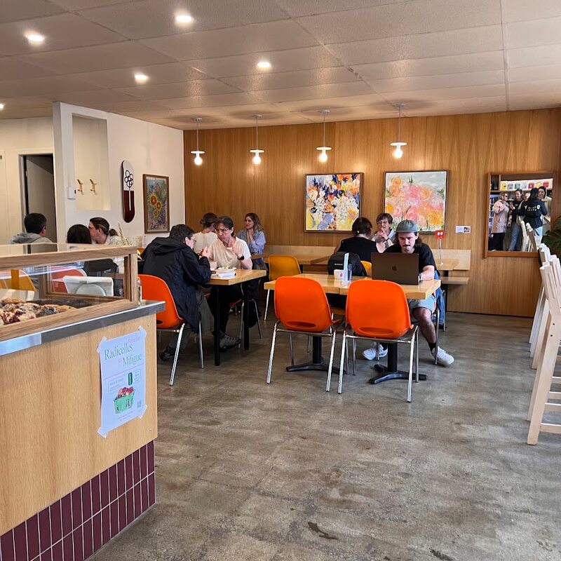 Mifigue - Cafés, Middle Eastern Restaurants in Montreal