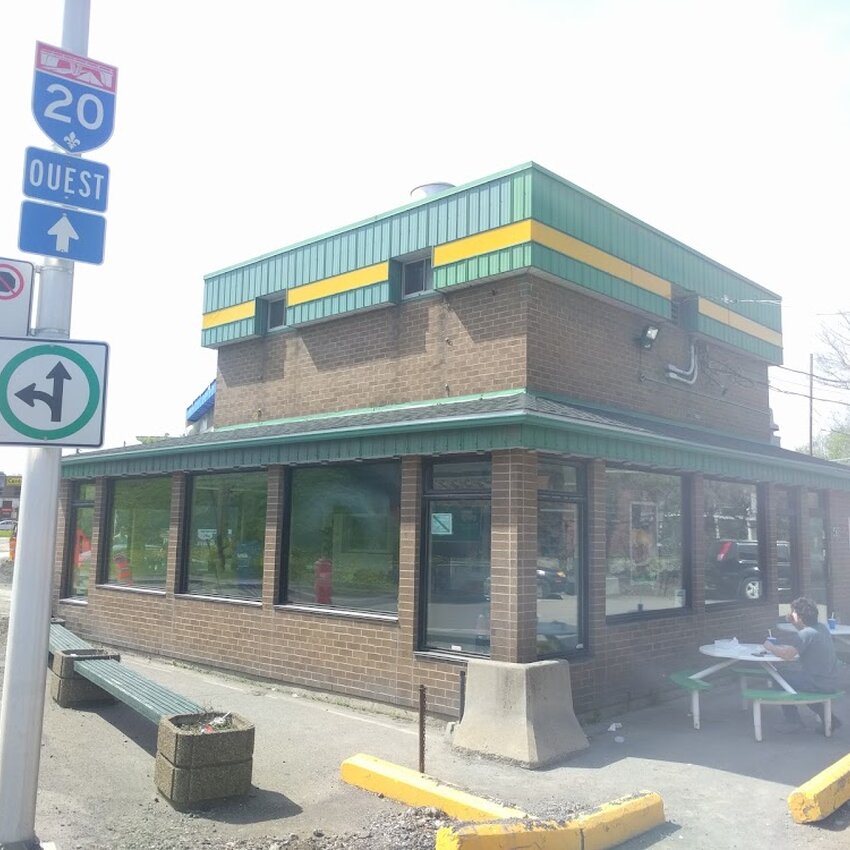 Restaurant Lafleur - Lachine Fish & Chips, Bubble Tea, Poutine Restaurants