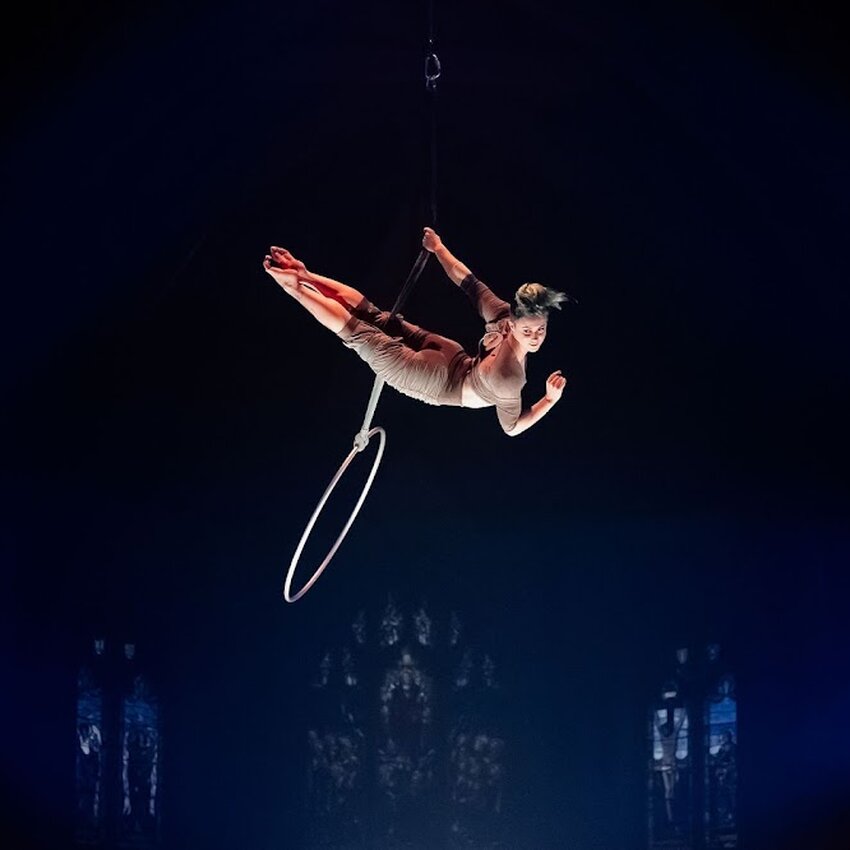 Le Monast&egrave;re - Montreal Dinner & Show Open Monday Restaurants