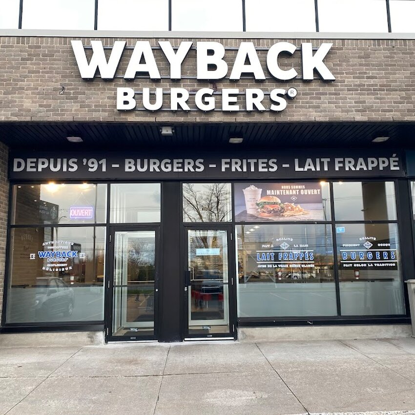 Wayback Burgers - Restaurants près de: H9H4M7