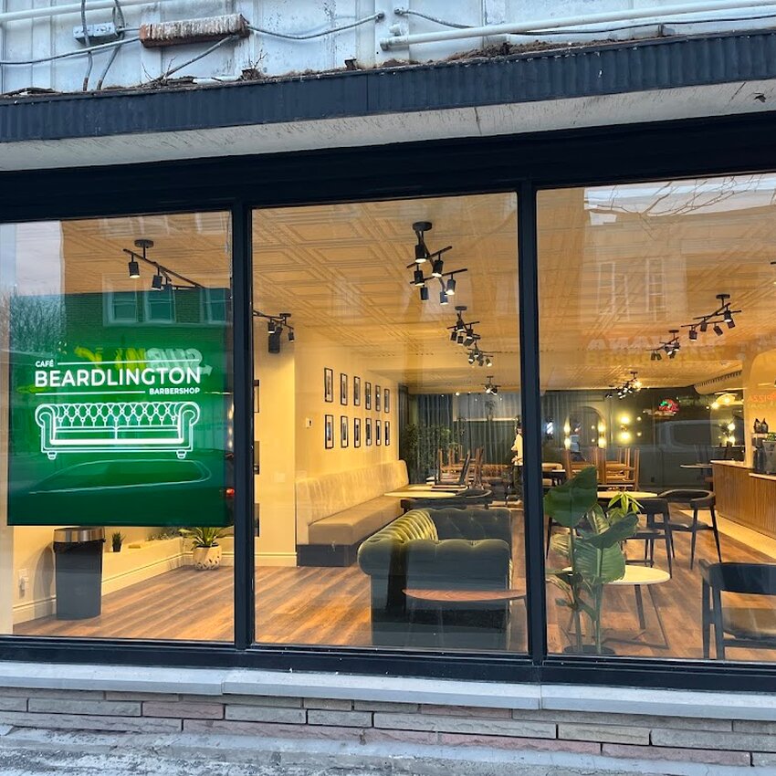 Caf&eacute; Beardlington - Takeout Available Restaurants Near: H4E3H9