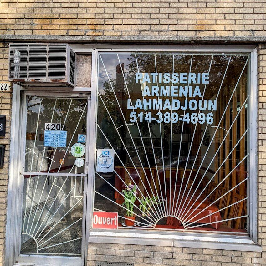 Pâtisserie Armenia - Lahmajoun Montreal - Restaurants près de: H3L2P7