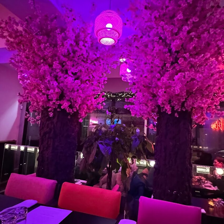 Bistro El Chino -  Restaurants Near: H2P2G7