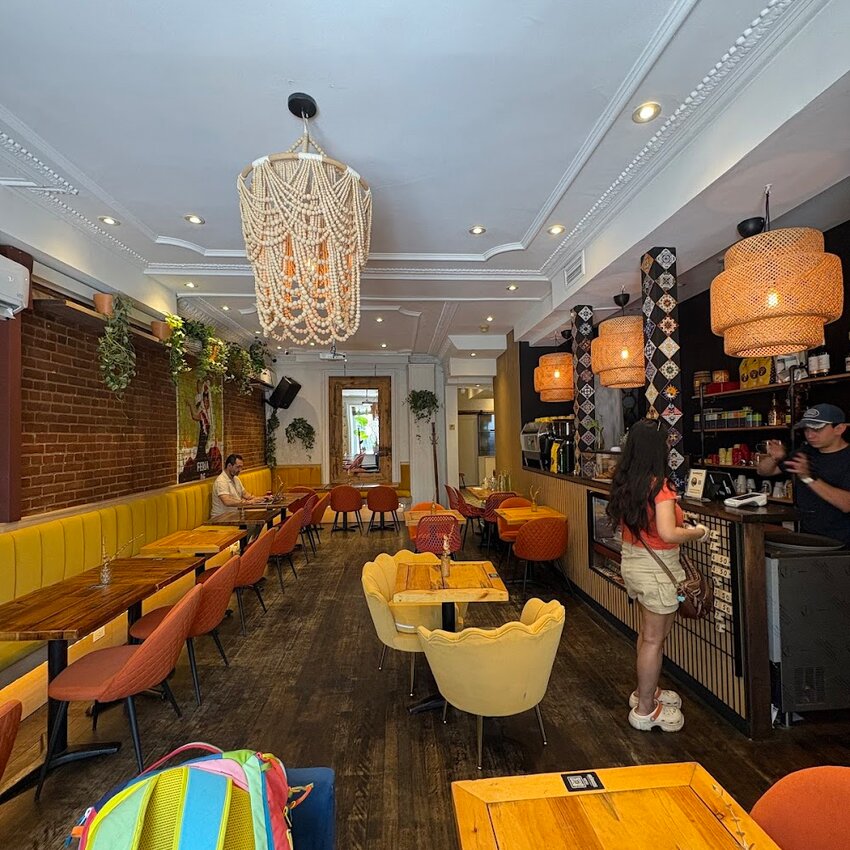 El Caf&eacute;cito de Ib&eacute;ricos - Brunch Restaurants in Montreal