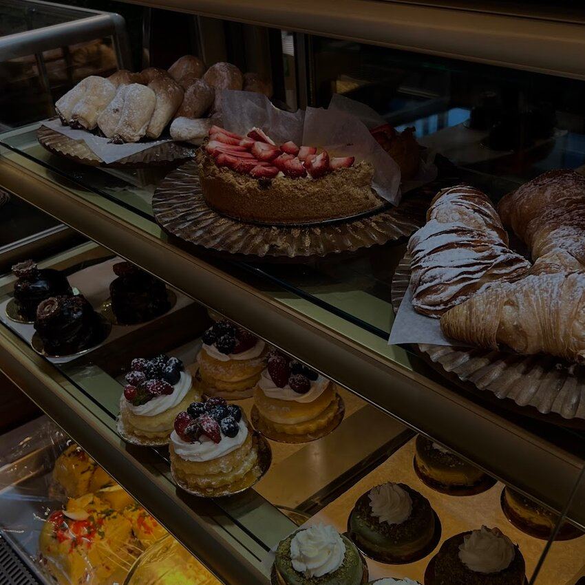 Machu Picchu Caf&eacute; -  Restaurants Near: H2R2N1