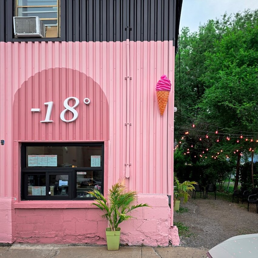 Cr&egrave;merie -18&deg; - Nouveaux restaurants pr&egrave;s de: H3K1W6