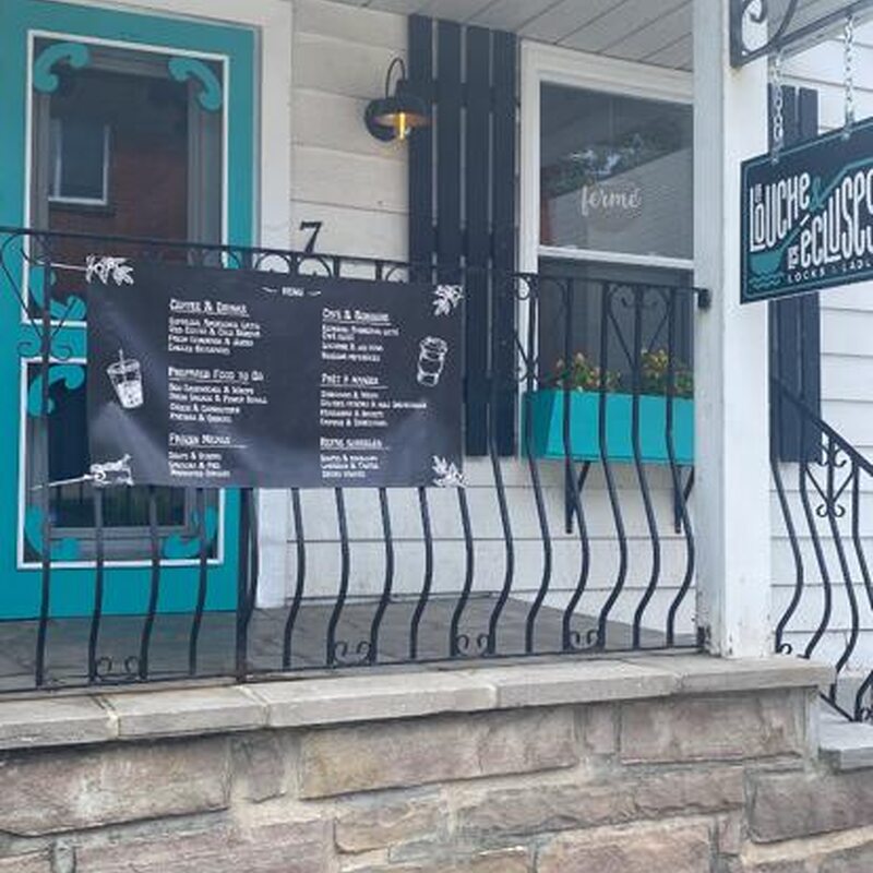 Cafe La Louche et Les Ecluses / Locks & Ladle Cafe Bistro - Poutine, Cafés, Tea Restaurants in Montreal