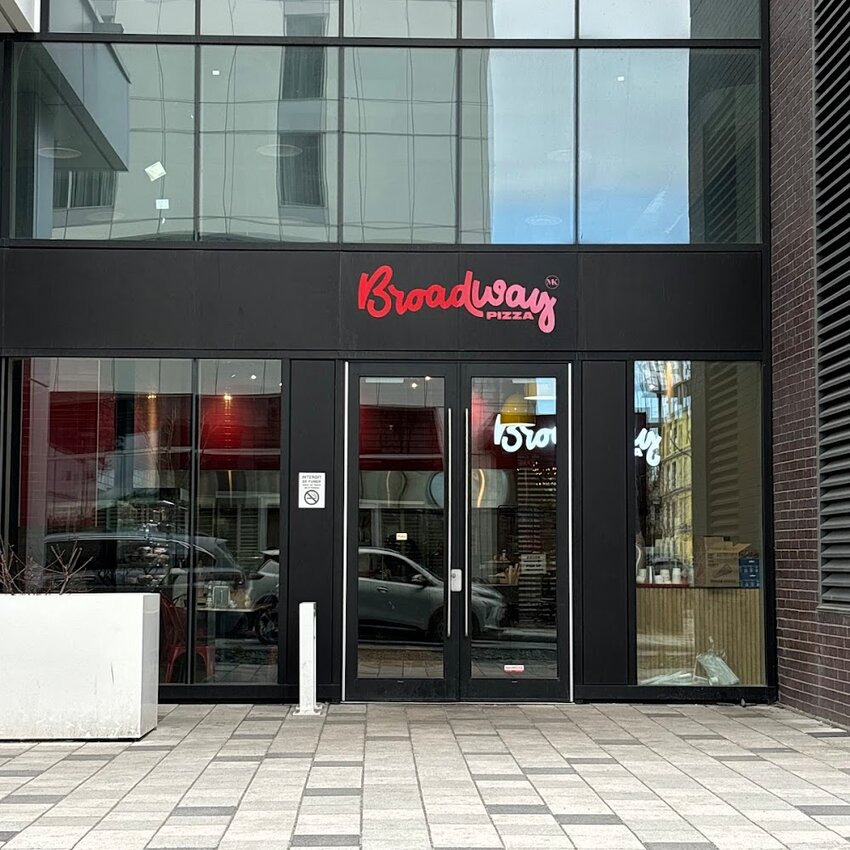 Broadway Pizza -  Restaurants Near: H3X4B1