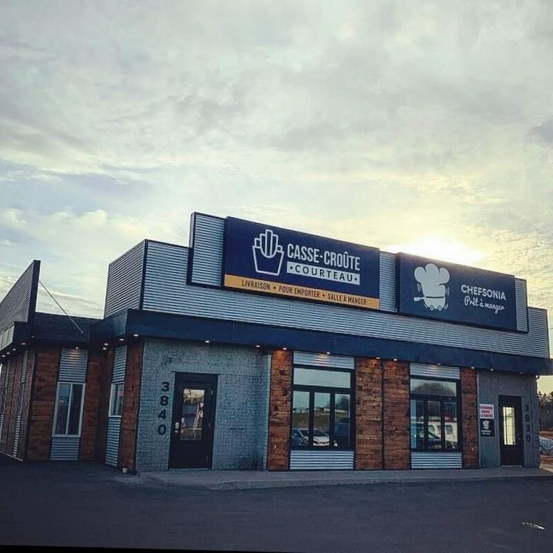 Casse-Croûte Courteau - Poutine in Bécancour