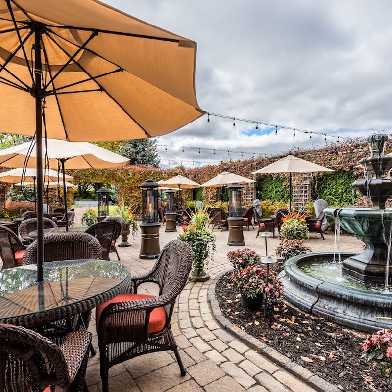 Bistro Le Balzac - Restaurants in Montreal