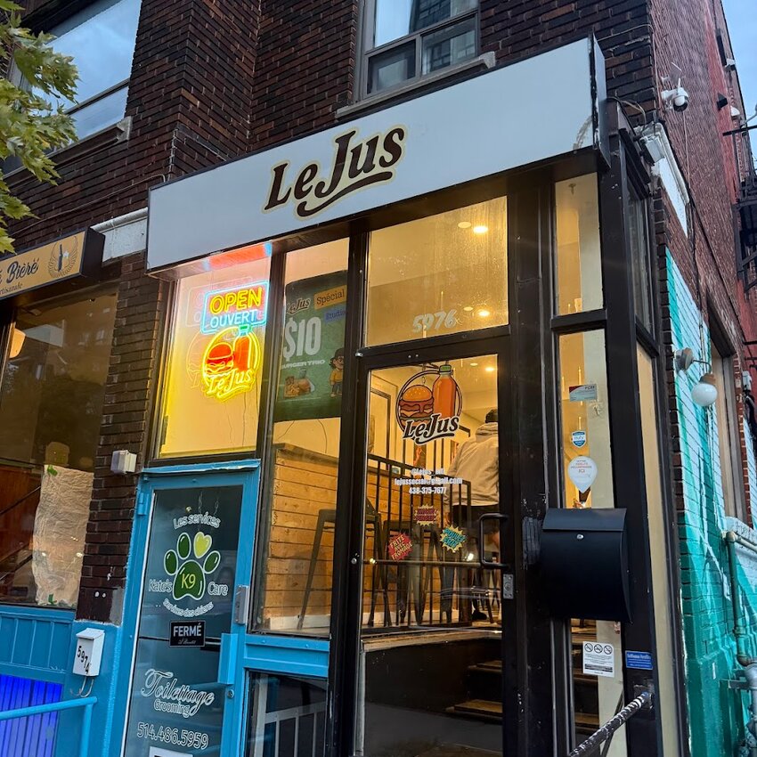 Le Jus - Poutine, BBQ Delivery Restaurants Near: H4E1A8