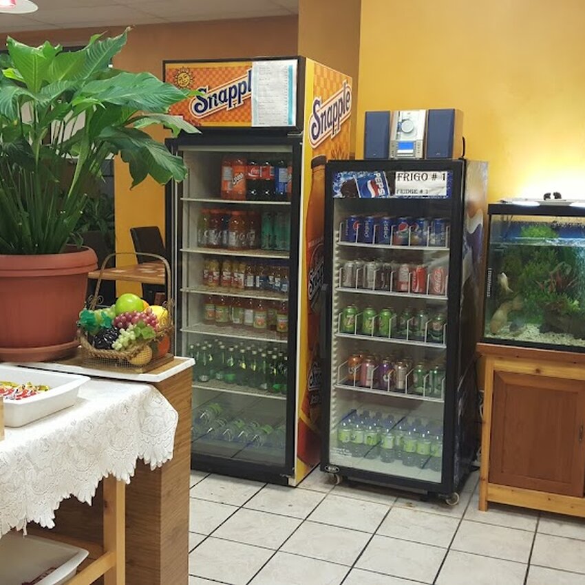 Restaurant GUAN - Cafés, Poutine, Soups Restaurants Near: H3C2B2