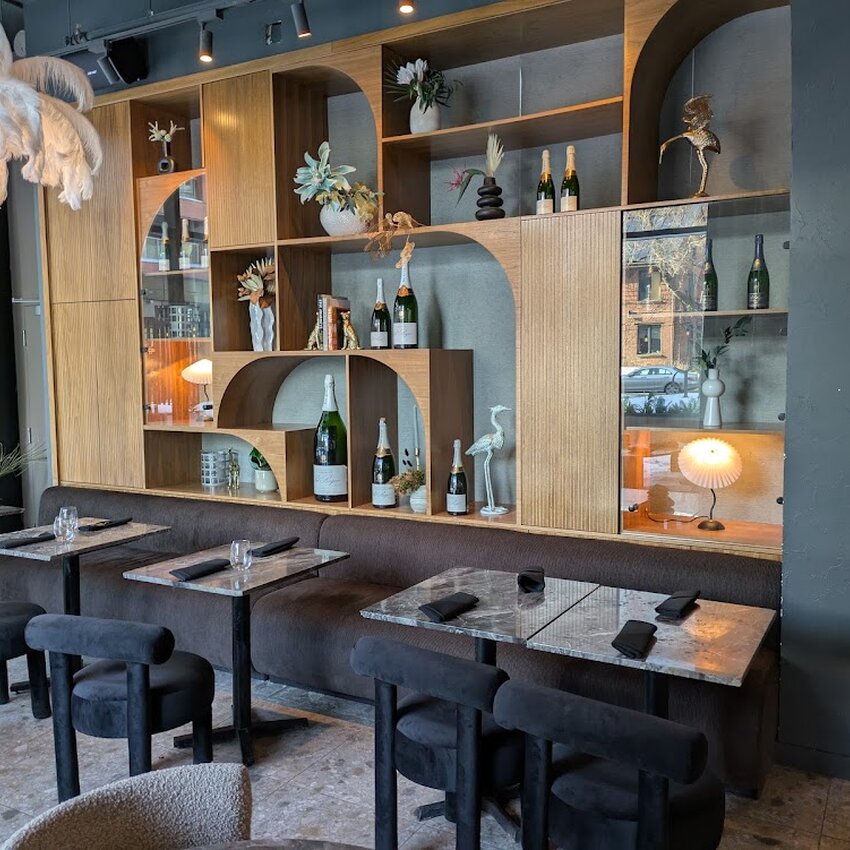 Caf&eacute; PC - Bubble Tea, Caf&eacute;s, Breakfast Restaurants Near: H2Y2E5