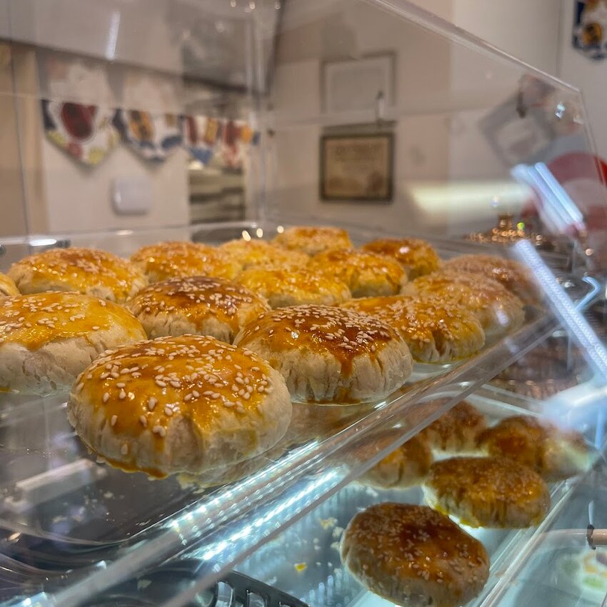 Nana Café & Bar - Restaurants Near: H4N0E3