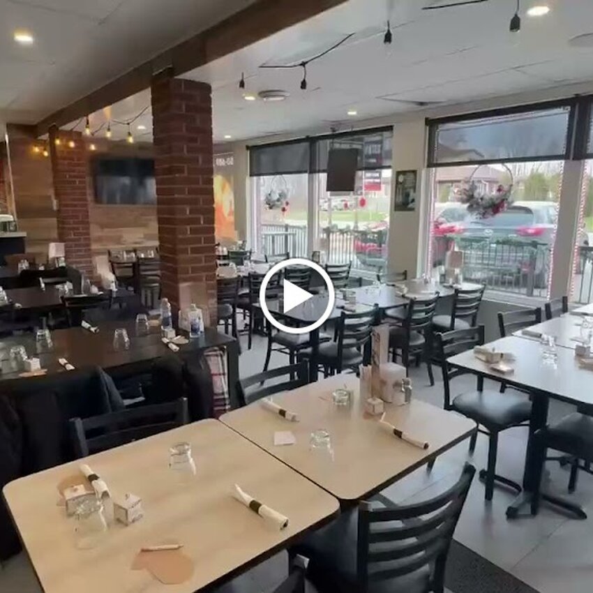 Ancien Four A Pizza -  Restaurants Near: H7X3E6