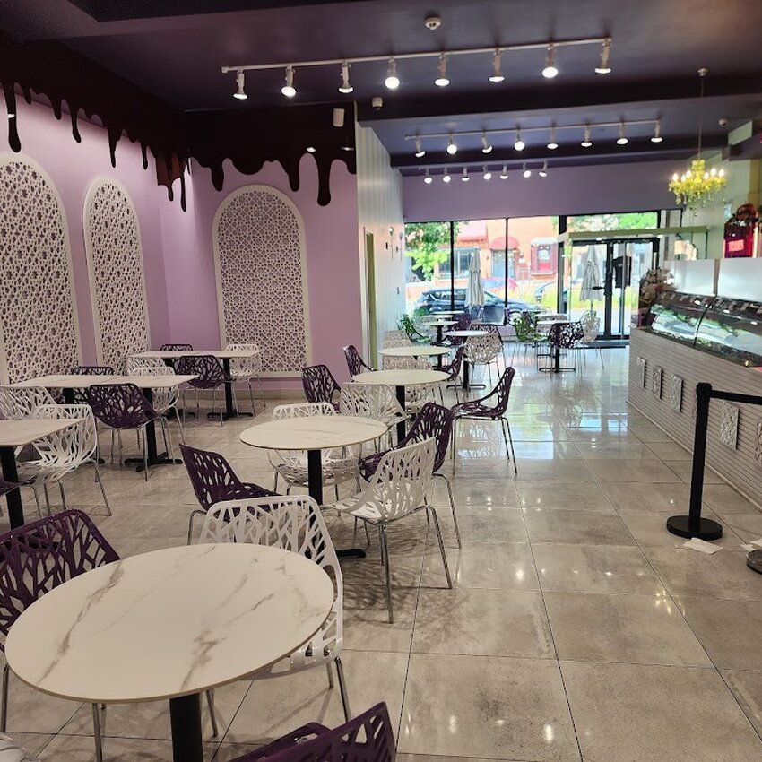 Pinochi Ice Cream - Delivery Restaurants Near: H4L3L4