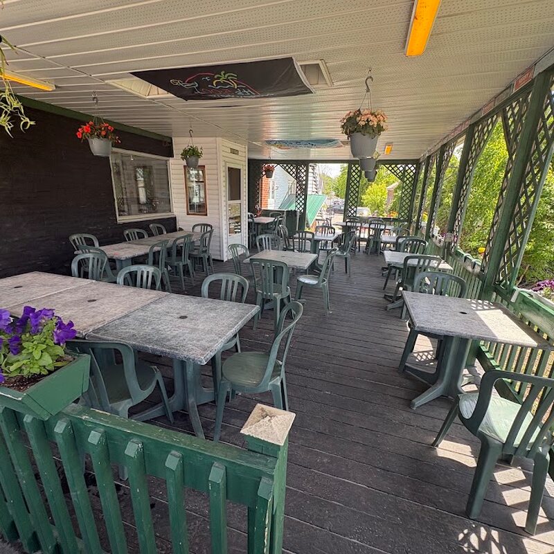 Quebec Pizzeria - Restaurants de Saint-Chrysostome