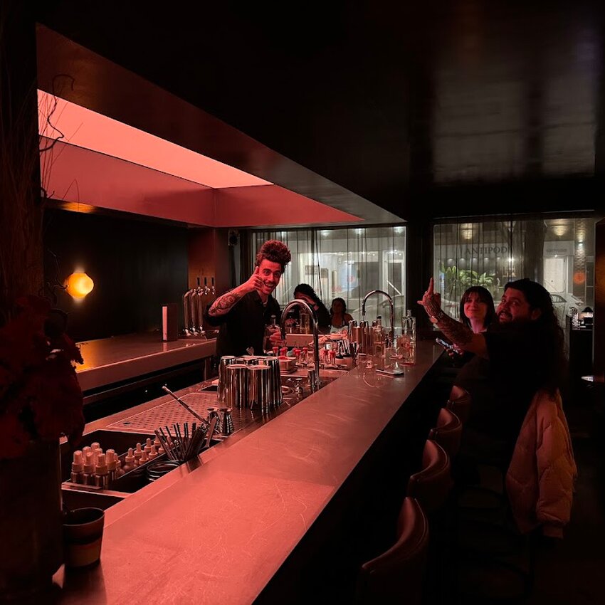 Bar Numero -  Restaurants Near: H2V1P2