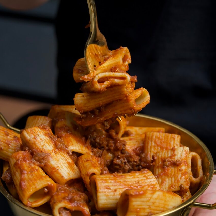 Shnoopa - Montreal Online Ordering Open Monday Restaurants