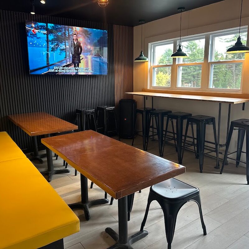 J'men Pho - Restaurants Grecs, Soupes des Laurentides (Rive-Nord)