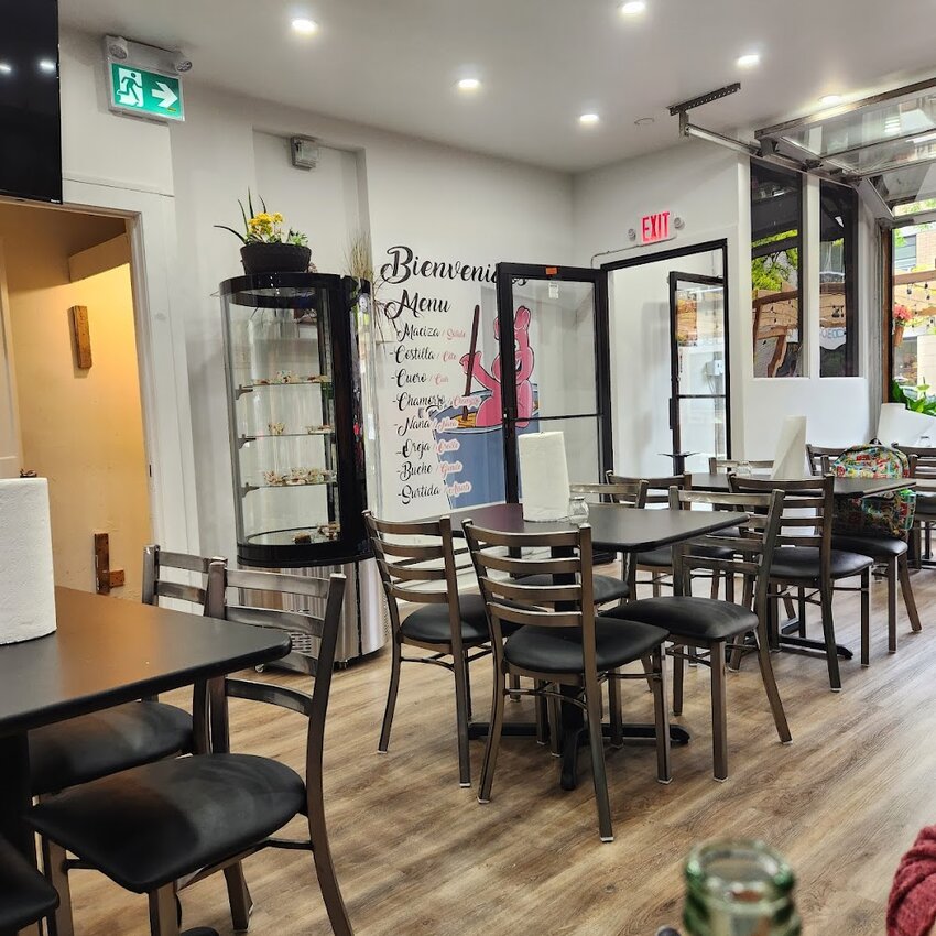 Carnitas Michoacanas Leoncito - Peruvian, Latin American Restaurants Near: H2V4E4