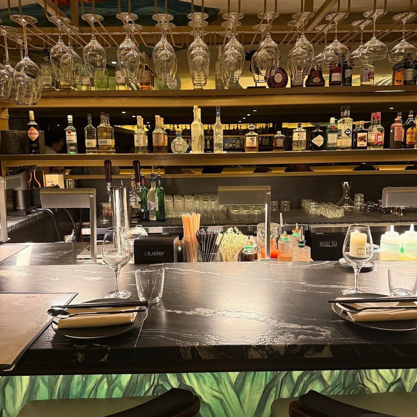 HANA Korean Steakhouse - Restaurants Kebab, Steakhouses pr&egrave;s de: H2V4E4