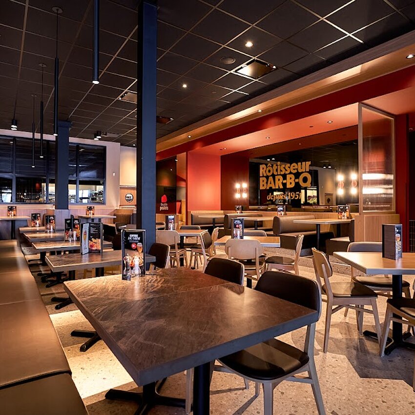 R&ocirc;tisserie St-Hubert - Restaurants Barbecue-BBQs, Bagels &agrave; Laval