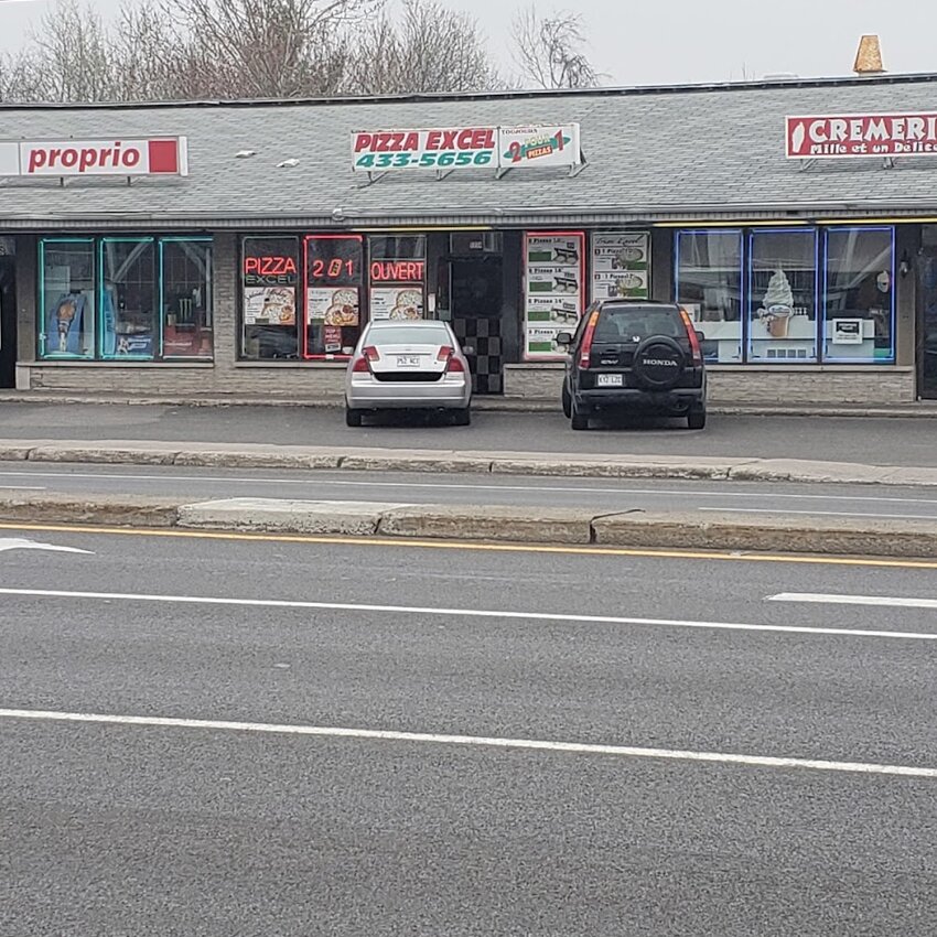 Pizza Excel - Poutine, Fried Chicken, BBQ Restaurants Near: J7J2B2