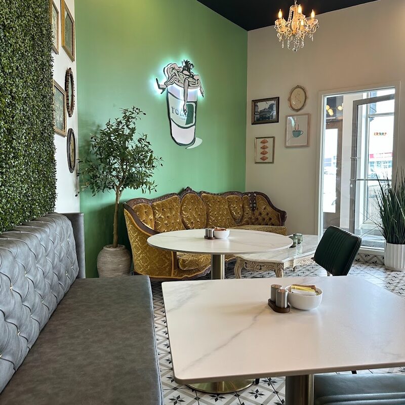 Tommy Café - Restaurants Libanais, Déjeuners de Laval