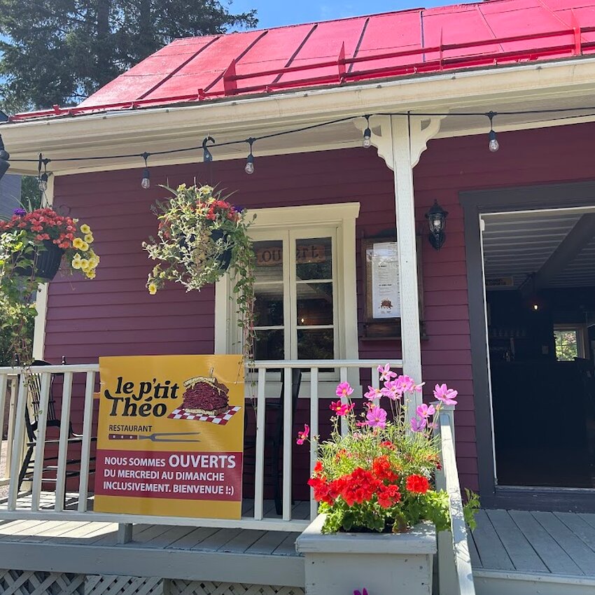 Le P'tit Théo - Smoked Meat in Montreal