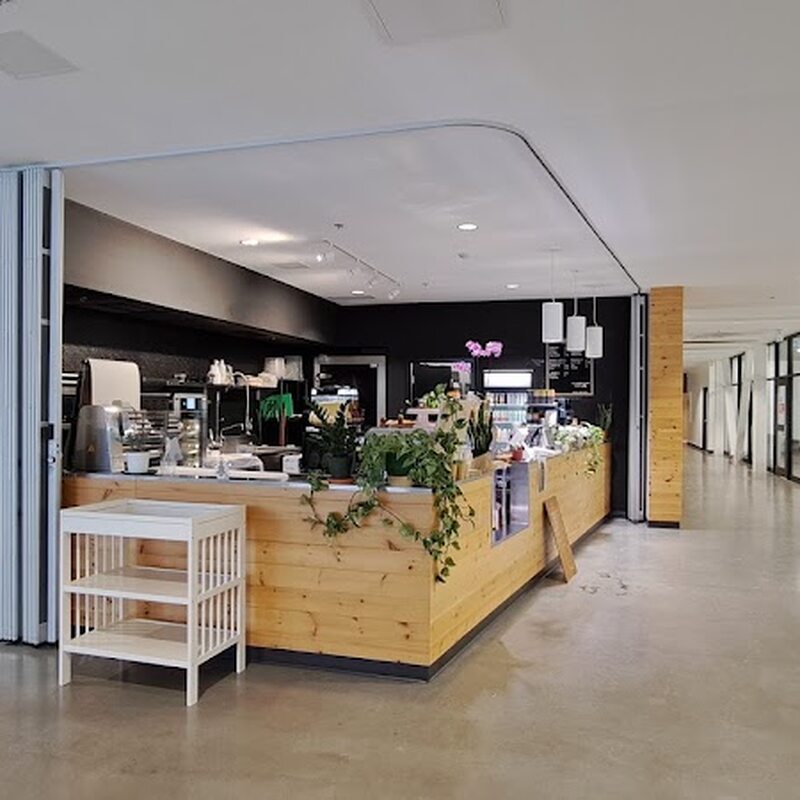 Autant-Goûter - Cafés, Poutine, BBQ Restaurants in Sainte-Adèle