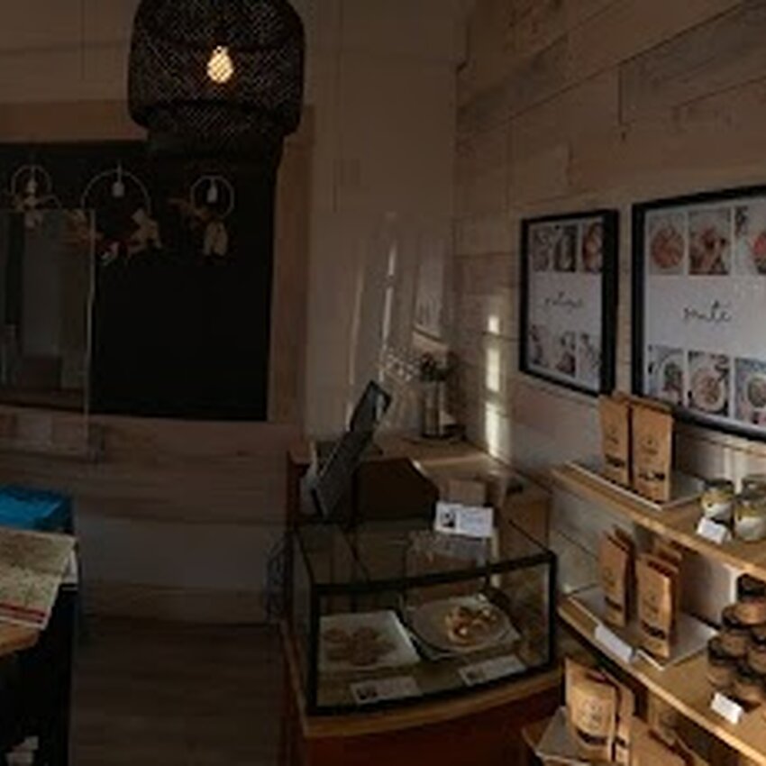 La Fabrique V&eacute;g&eacute; -  Restaurants Near: J8B2M4