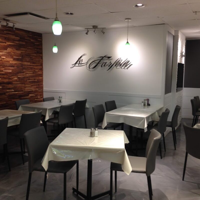Bistro Le Farfelu - Breakfast, Poutine, Cafés Restaurants in Montreal