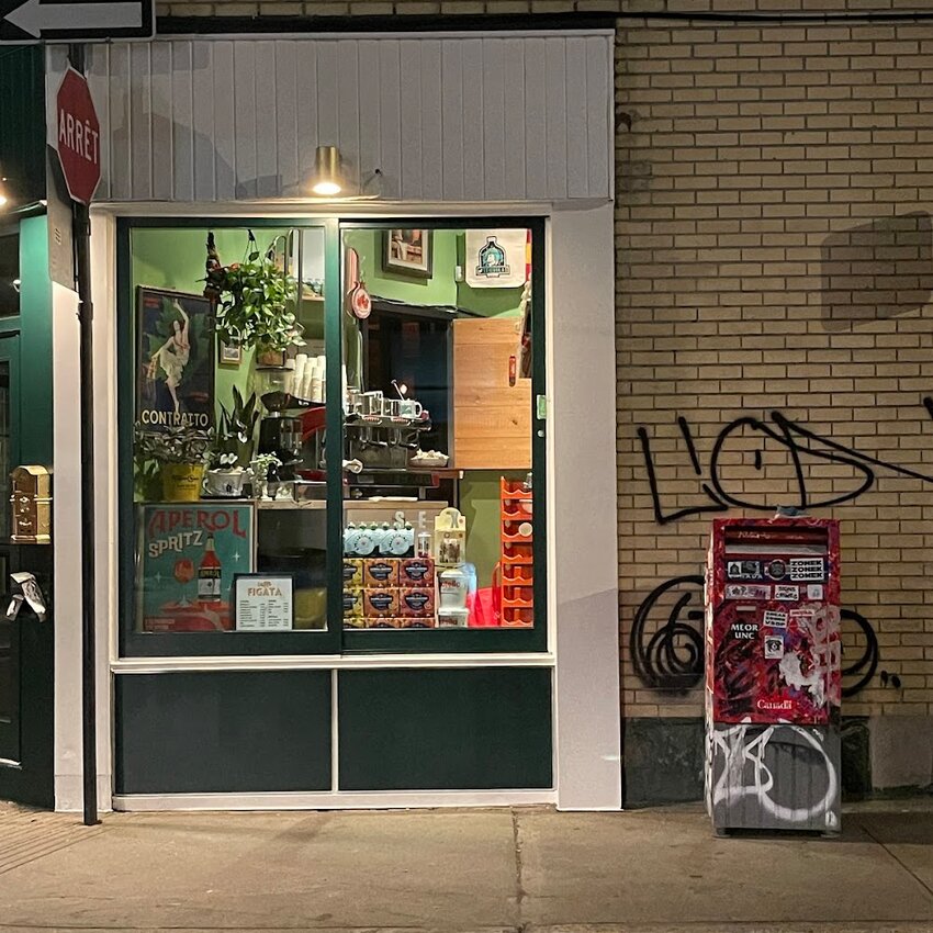 Figata - Restaurants Deli, Cor&eacute;ens, P&acirc;tes pr&egrave;s de: H4E3J2