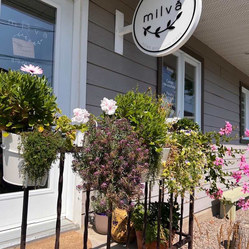 Milvä café boutique massothérapie - Restaurants in Montreal
