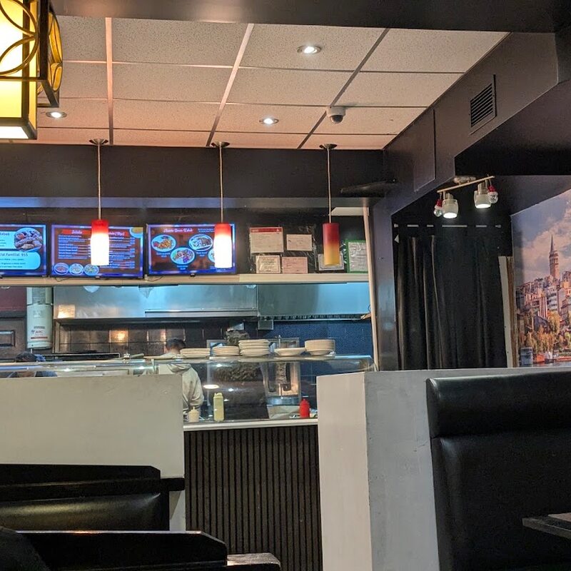 Fusion Istanbul Kebab - Restaurants Algeriens, Couscous, Turques de Montr&eacute;al