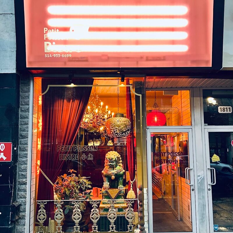 Petit Poisson Bistro - Restaurants près de Théâtre Saint-Denis - H2X 3K2