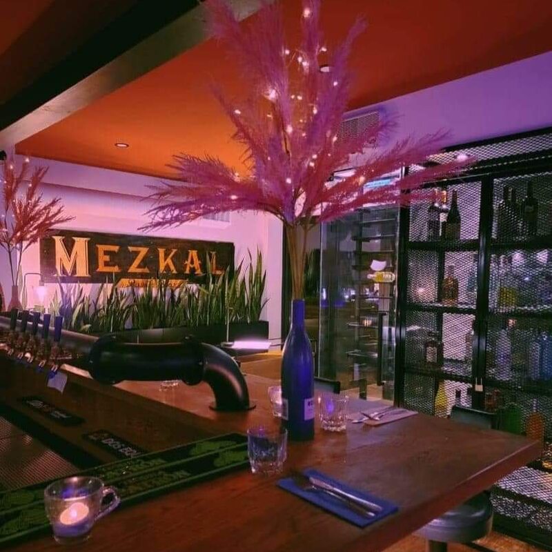Mezcaleros Tapas & Cocktails - Restaurants in Montreal