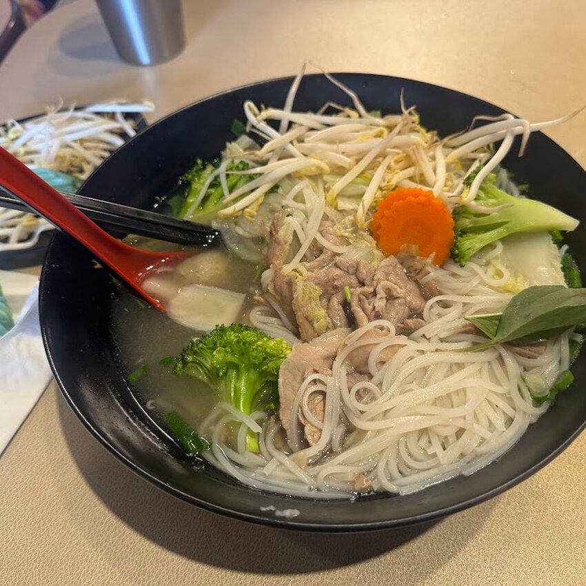 I AM PHO Restaurant