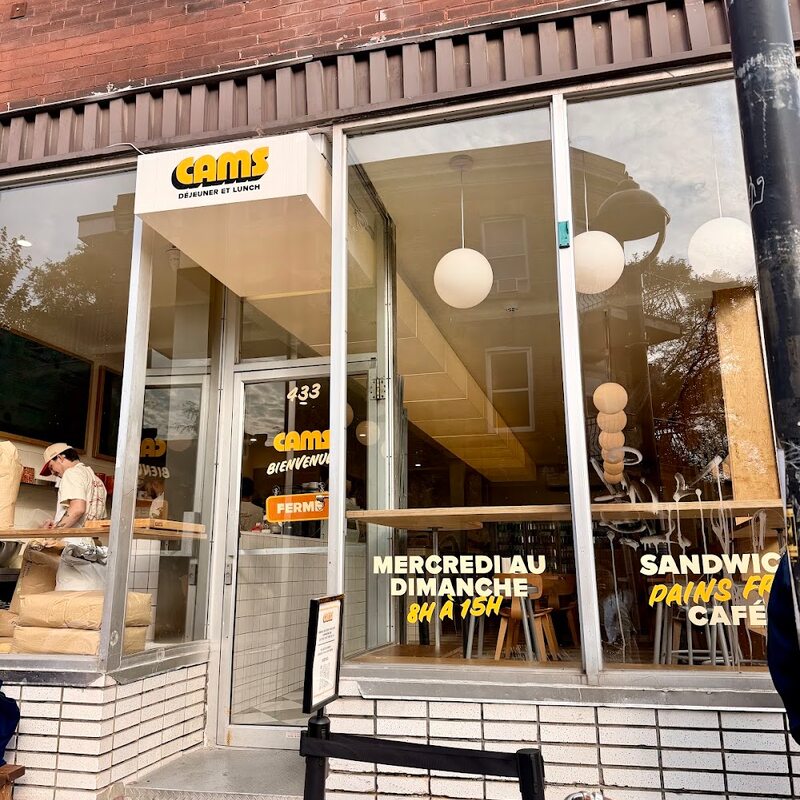 Cams Déjeuner - Sandwiches in Montreal