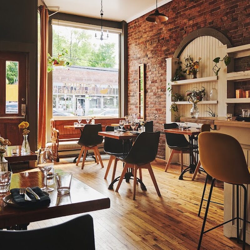 Comptoir Moutarde - Restaurants Cafés, Bistro de Montréal