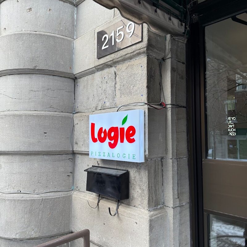Pizza Logie Restaurant