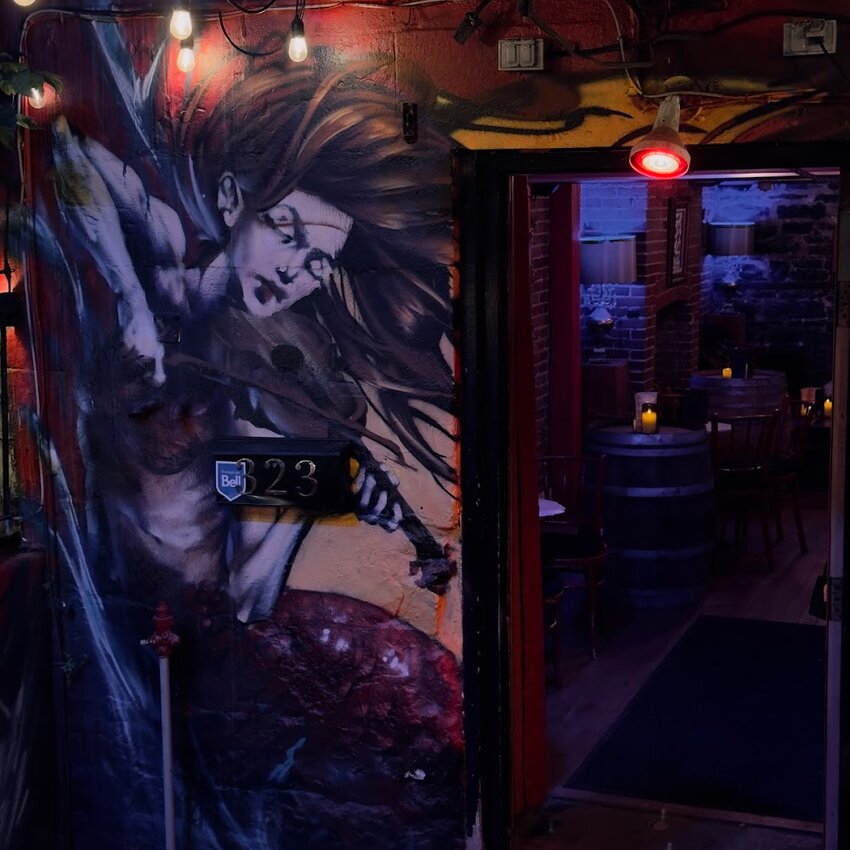 Bar Lounge en Velours Restaurant