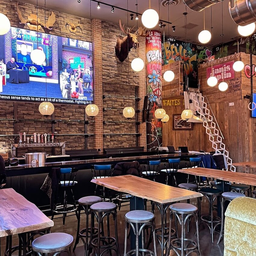 La Belle & La Boeuf - Burger Bar - Restaurants pr&egrave;s de: H3C2E9